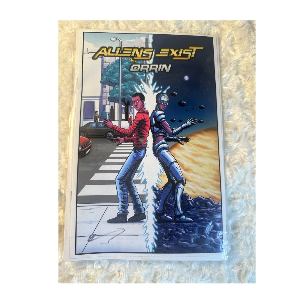 Aliens Exist Single Issue Comic Book by Orrin Color English Single Unit